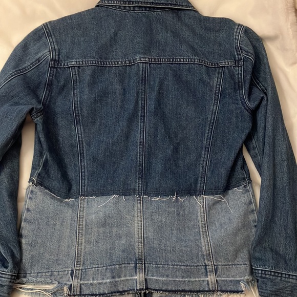 Lucky Brand Women's Pieced Waisted Denim Trucker Jacket Dark/light Denim sz M - Picture 7 of 9